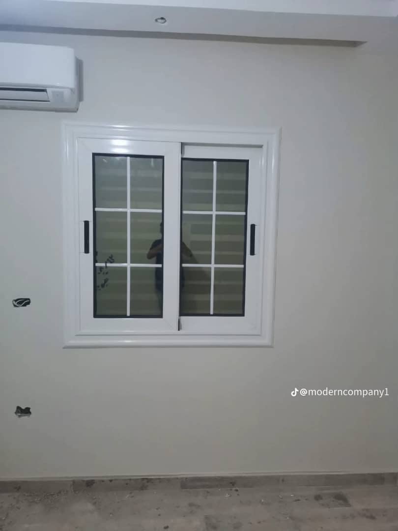 شباك إضافي من أعمال الشركة